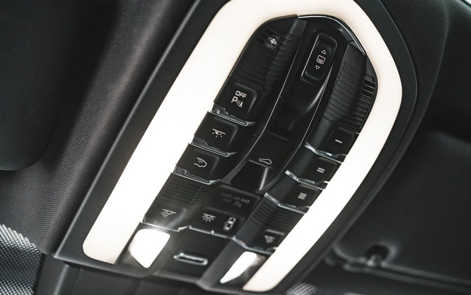 Porsche Cayenne cena 194999 przebieg: 139980, rok produkcji 2014 z Chełm małe 781